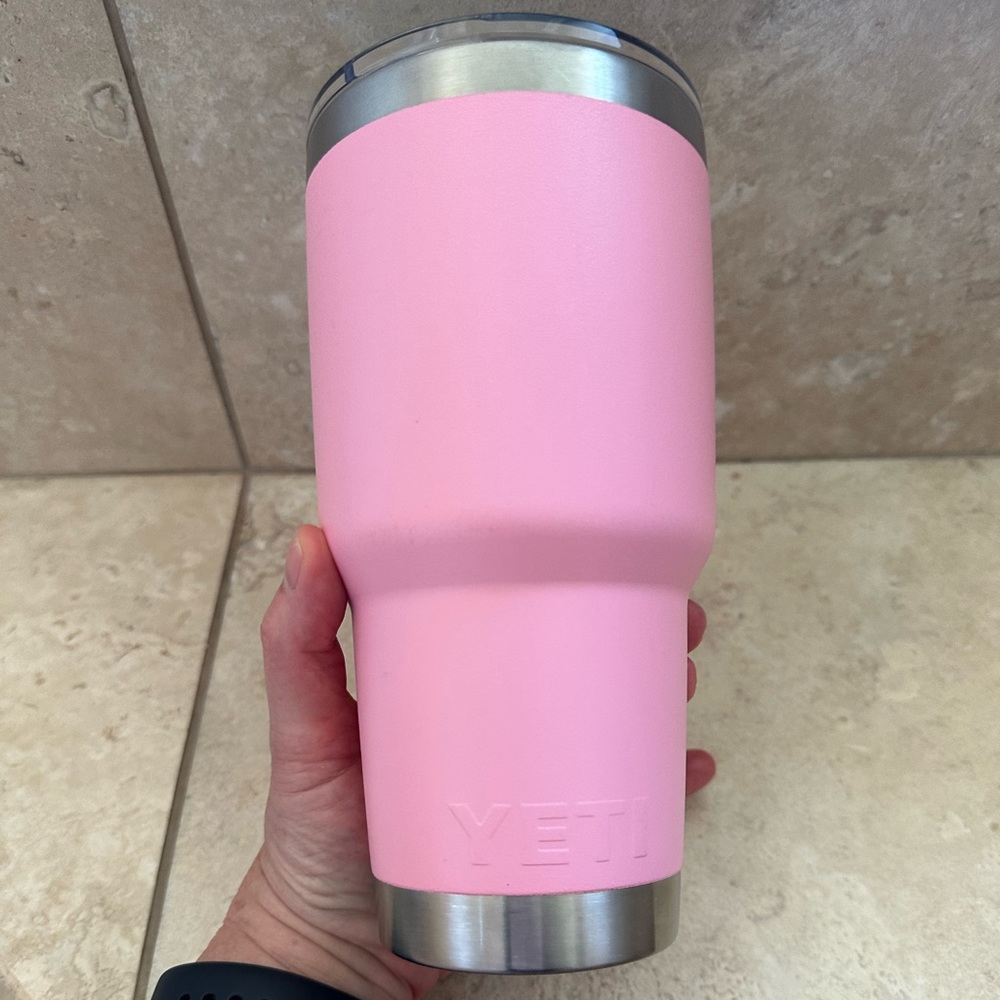 Yeti Rambler 30 ounce Tumbler with mag slider lid limited edition pink - Picture 8 of 11